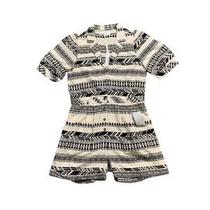 Maisie Romper Womens M Medium White Black Aztec Short Sleeve Button Up Gauzy
